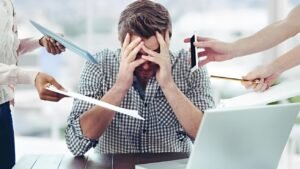 Lee más sobre el artículo Estrés y Salud Urinaria: 3 Señales que No Debes Ignorar